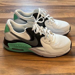 Nike Air Max Sneakers